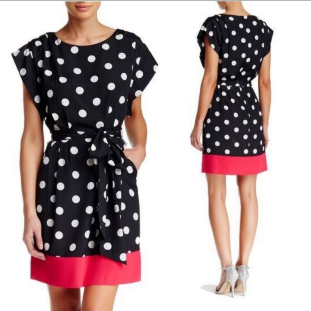 Eliza J short black/white/pink Polkadots
